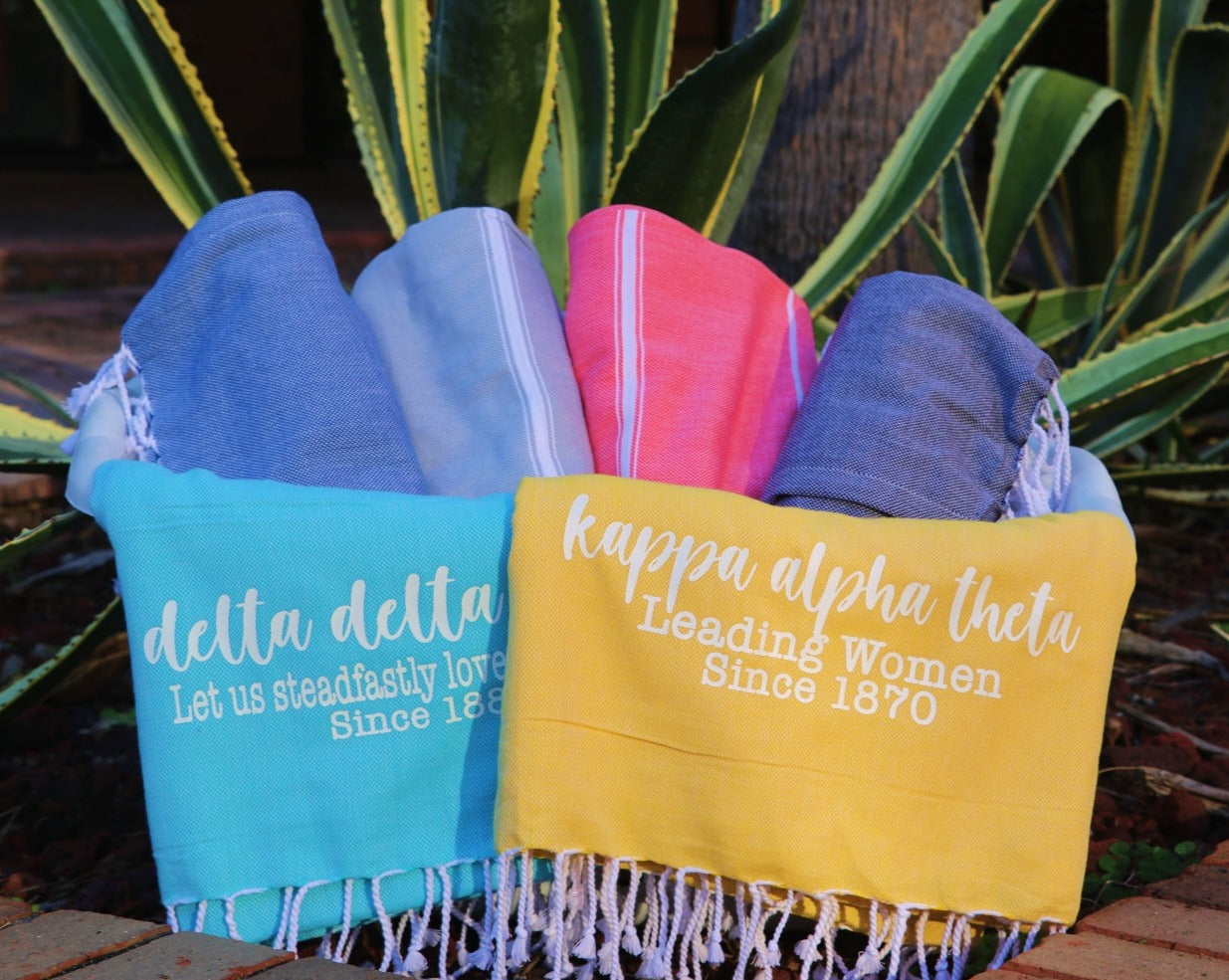 Delta Zeta Sorority Microfiber Fringe Towel – 60" Round Beach Towel & Blanket For Pool, Dorm & More