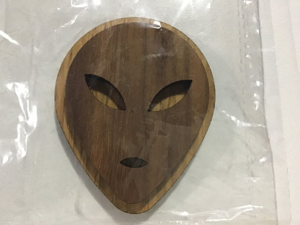 Alien Oak-Backed Symbol