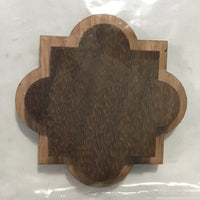 Quatrefoil Oak-Backed Symbol